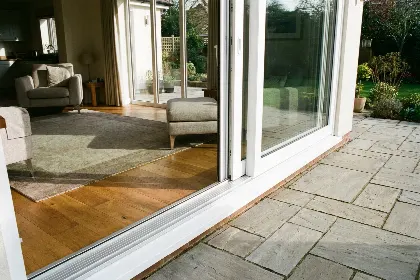 Schuifdeur naar de tuin